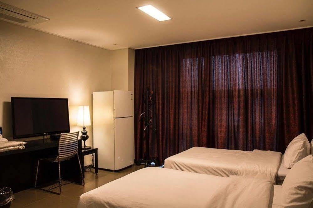 G Tourist Hotel Wolmido อินชอน ภายนอก รูปภาพ